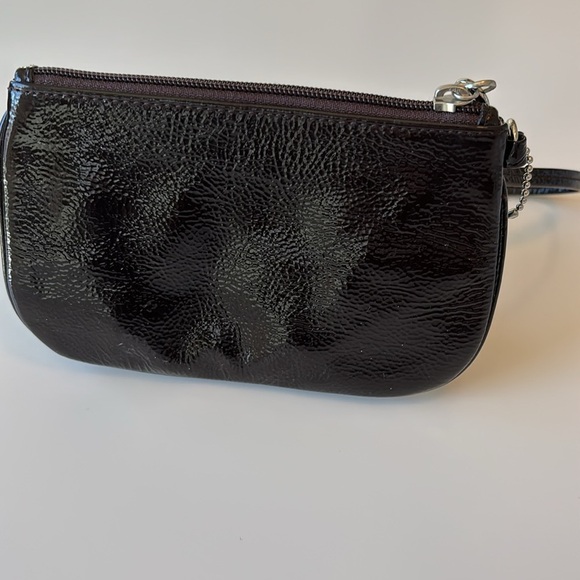 Coach | Patent Leather Wristlet in Mahogany - Picture 6 of 8